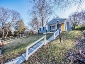 Newly renovated 3 bed/1 bath for visits to DC/UMD!